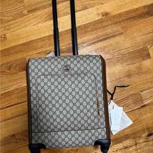 Gucci Beige and Brown Patterned Rolling Suitcase
